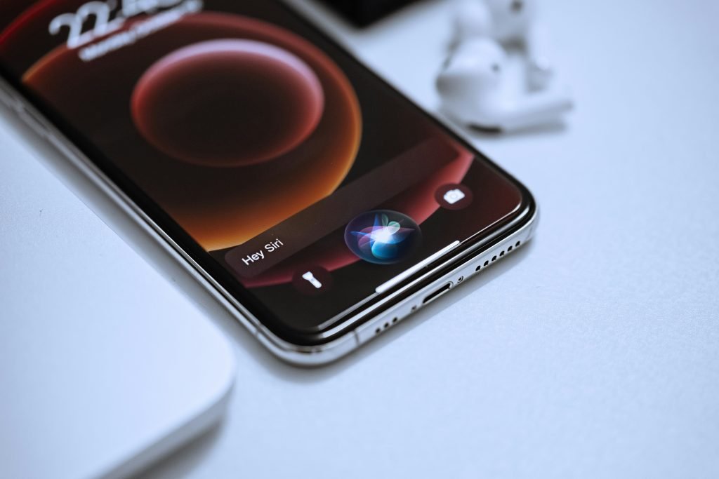 Apple holds talks with Google about using Gemini for Siri